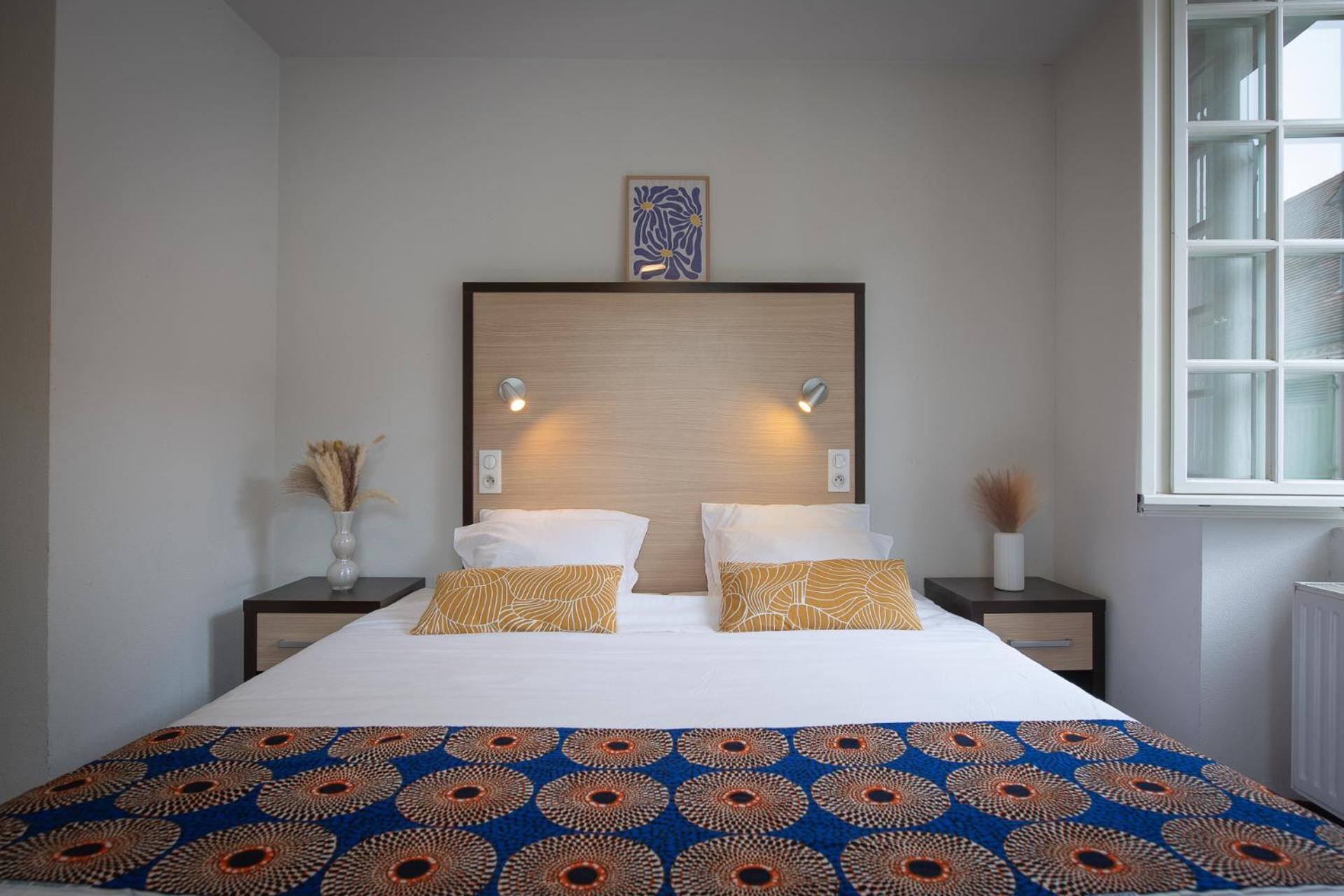 Logis Hotel Le Commerce Navarrenx Екстер'єр фото